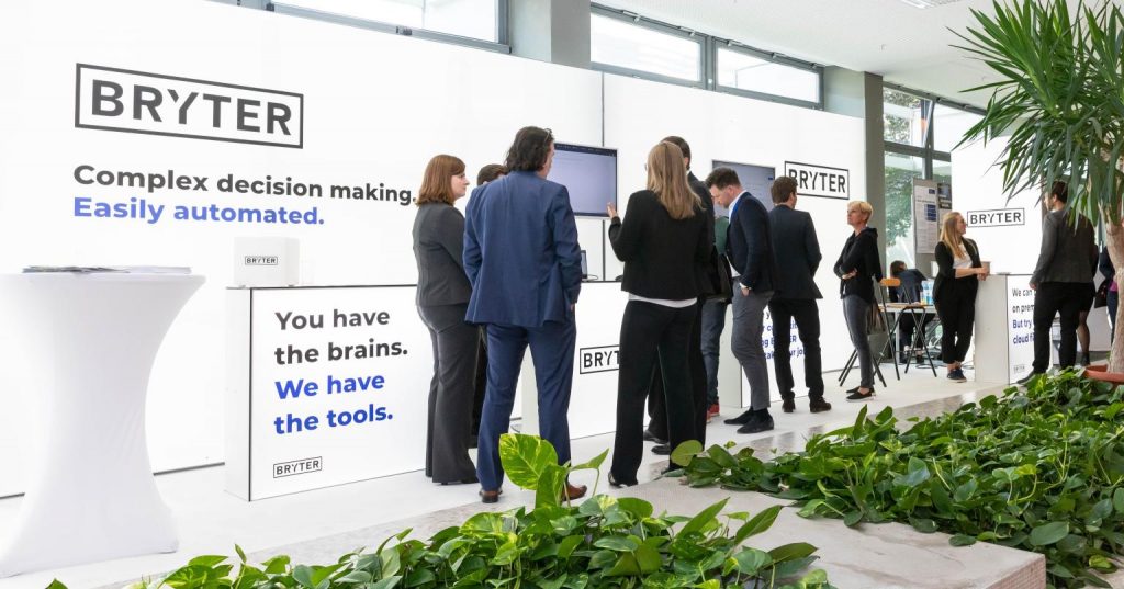 Visitors to the BRYTER booth at the 2019 EDV-Gerichtstag in Saarbrücken